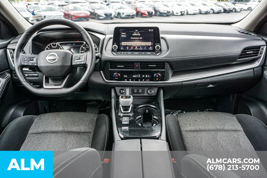 Used 2026 Nissan Rogue SV FWD image 24