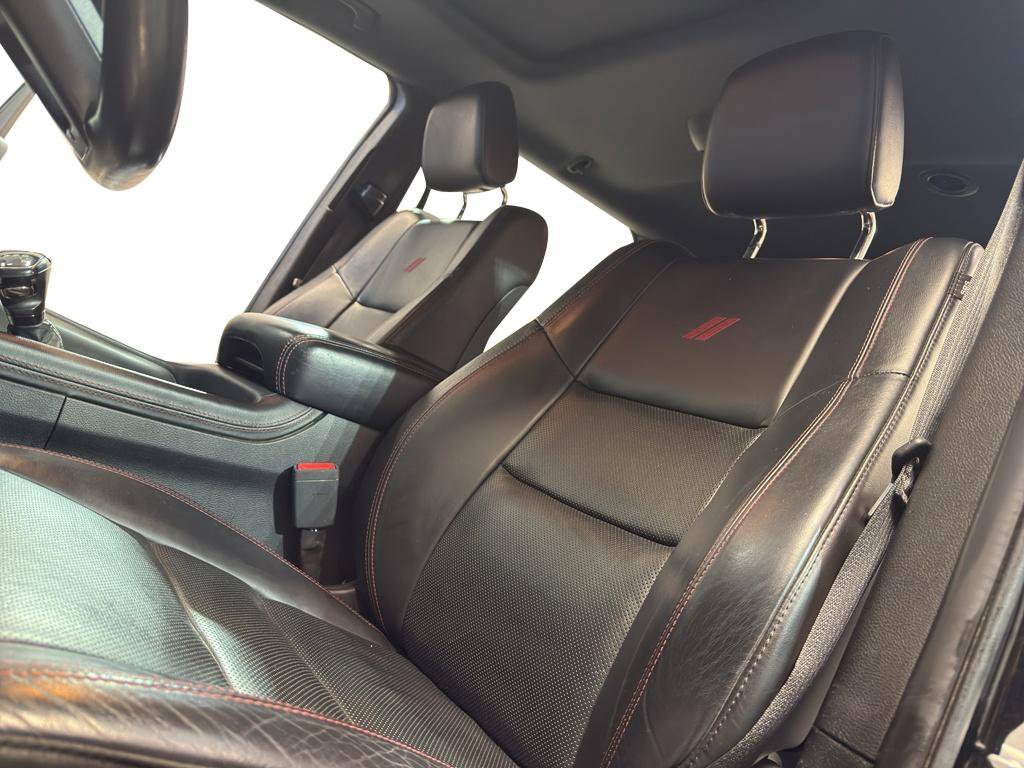Used 2021 Dodge Durango R/T w/ Blacktop Package AWD/4WD image 16