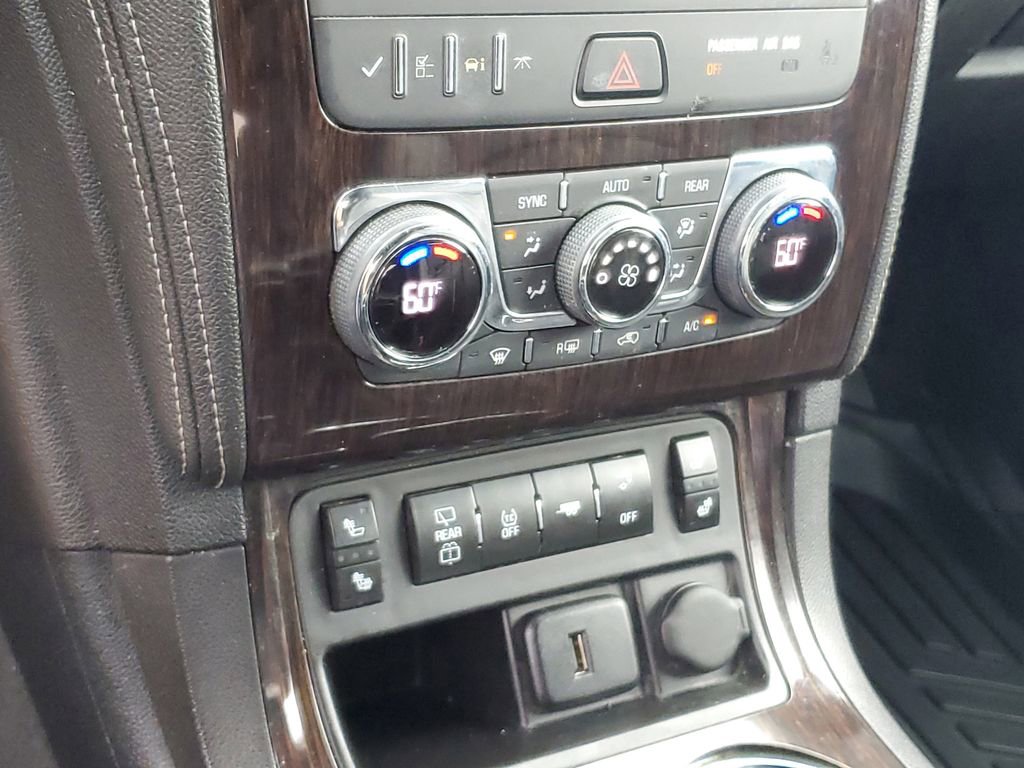 Used 2017 Chevrolet Traverse LT AWD/4WD image 18