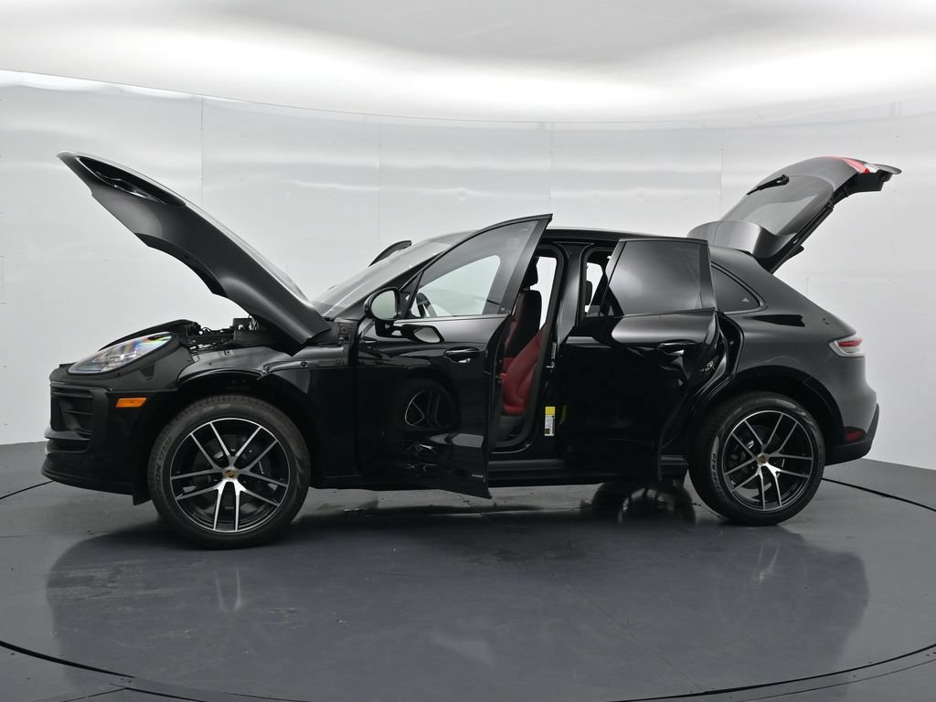 New 2026 Porsche Macan AWD/4WD image 23