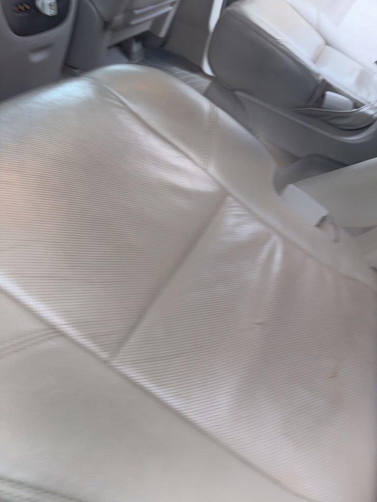 Used 2010 Chevrolet Tahoe LTZ image 9