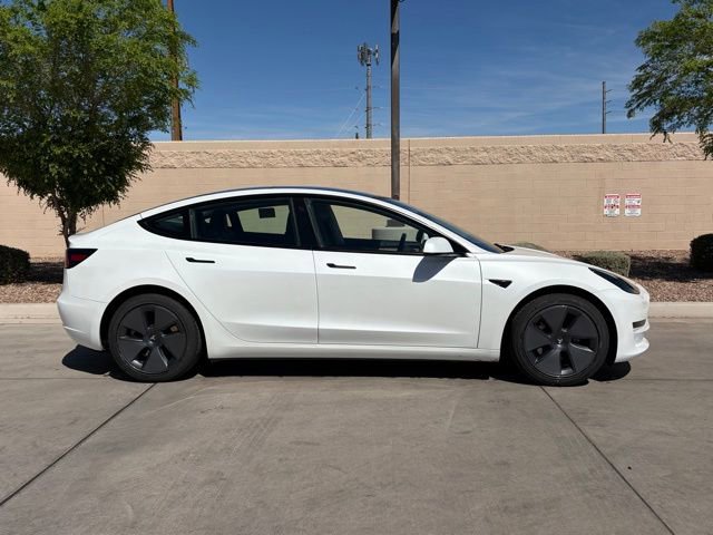Used 2023 Tesla Model 3 Standard Range image 3