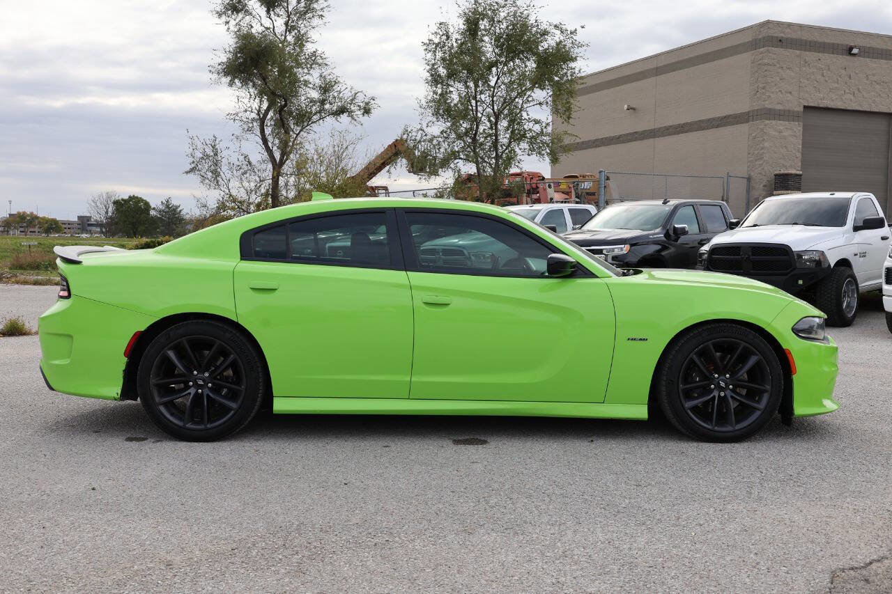 Used 2019 Dodge Charger R/T w/ Plus Group image 7
