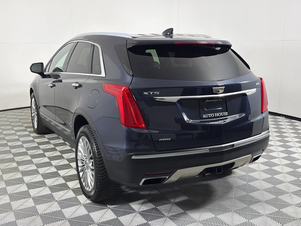 Used 2018 Cadillac XT5 Platinum w/ Driver Assist Package AWD/4WD image 7