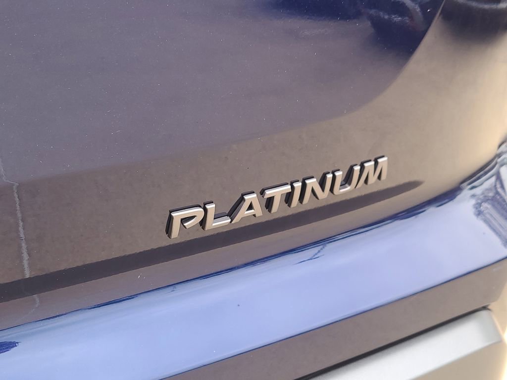 New 2026 Nissan Pathfinder Platinum FWD image 7