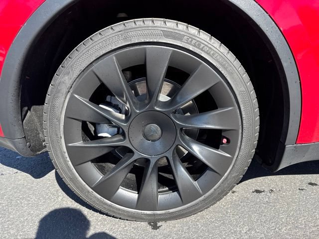 Used 2021 Tesla Model Y Long Range AWD/4WD image 9