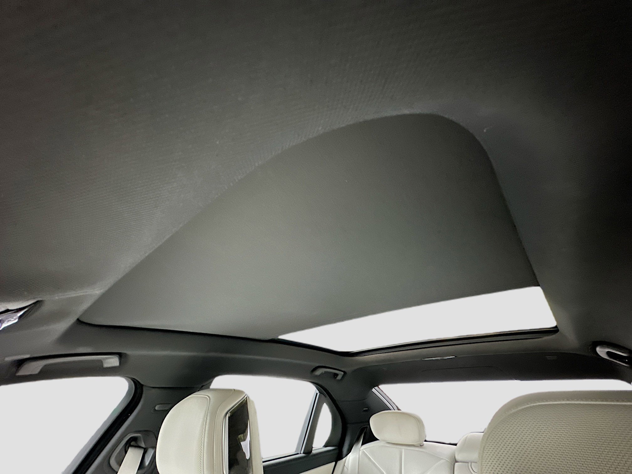 Used 2023 BMW 740i w/ Executive Package image 23