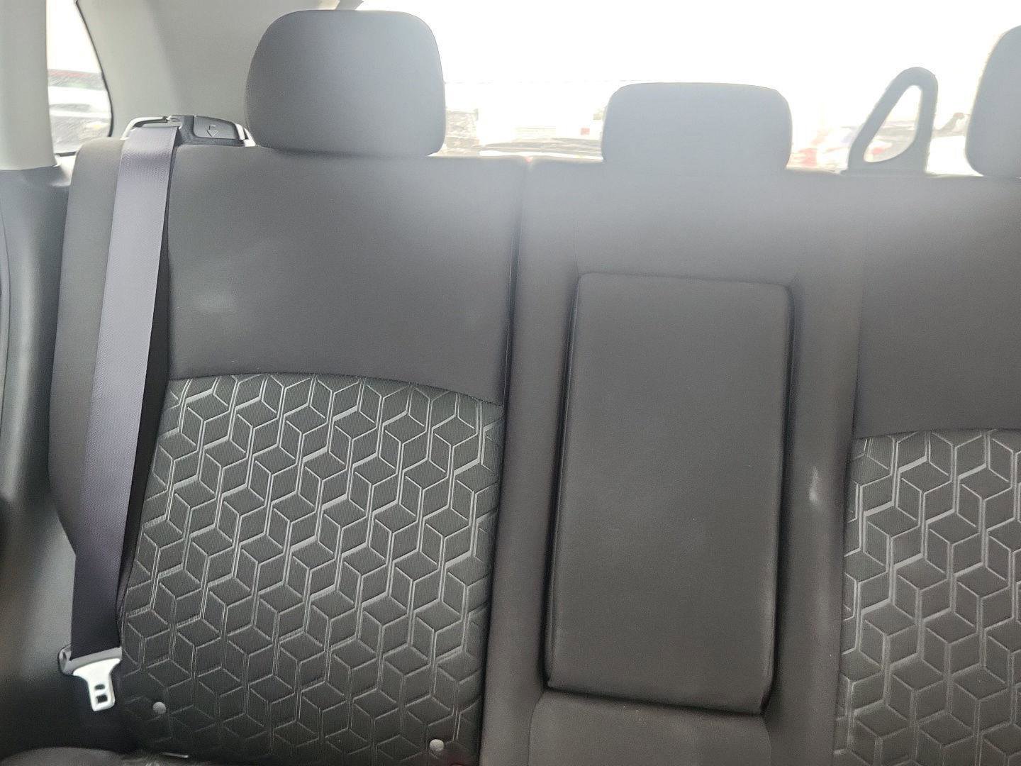 Used 2024 Mitsubishi Outlander Sport ES AWD/4WD image 17