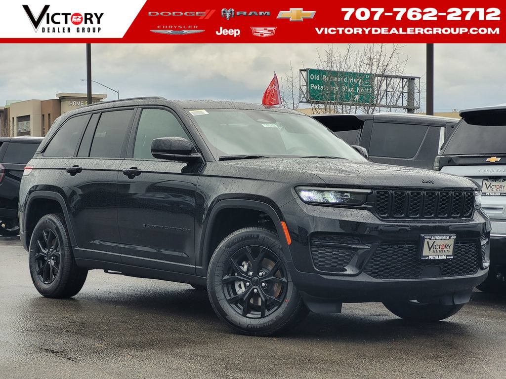 New 2025 Jeep Grand Cherokee Altitude AWD/4WD image 1
