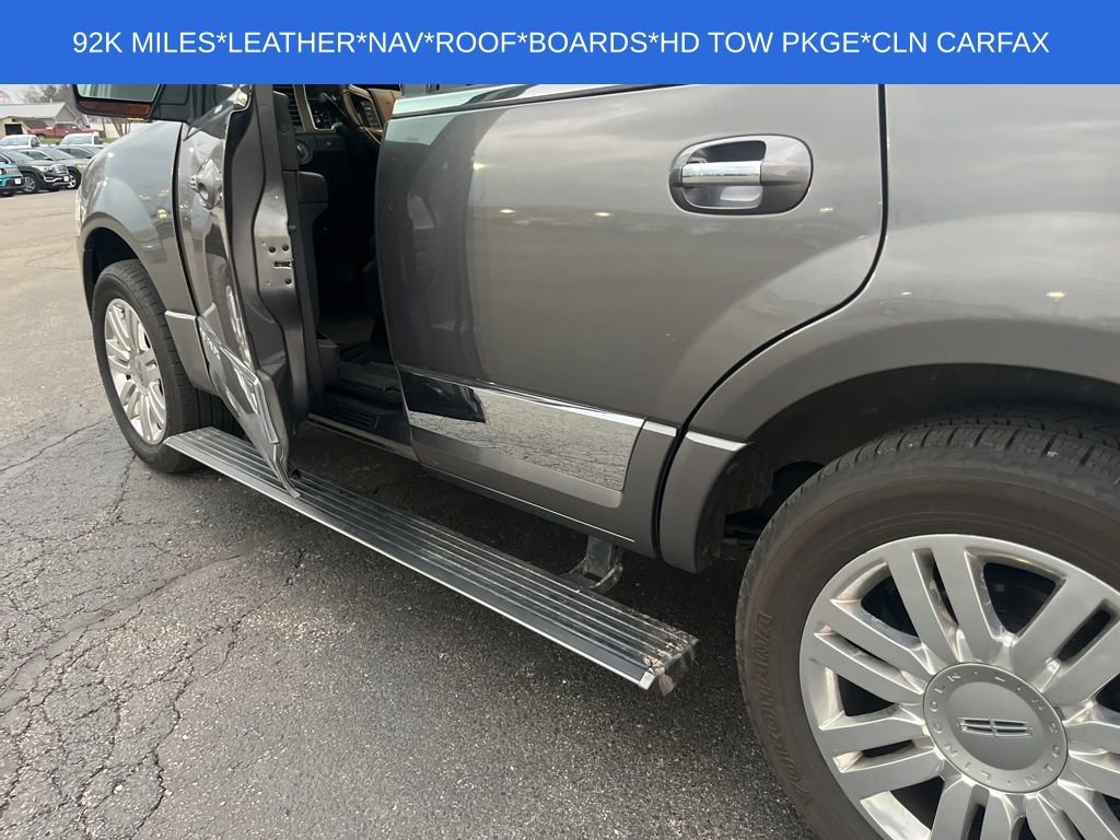 Used 2014 Lincoln Navigator 4WD image 14