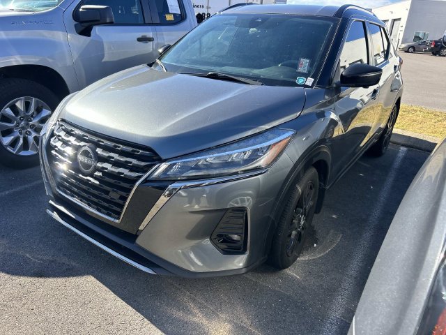 Used 2022 Nissan Kicks SR