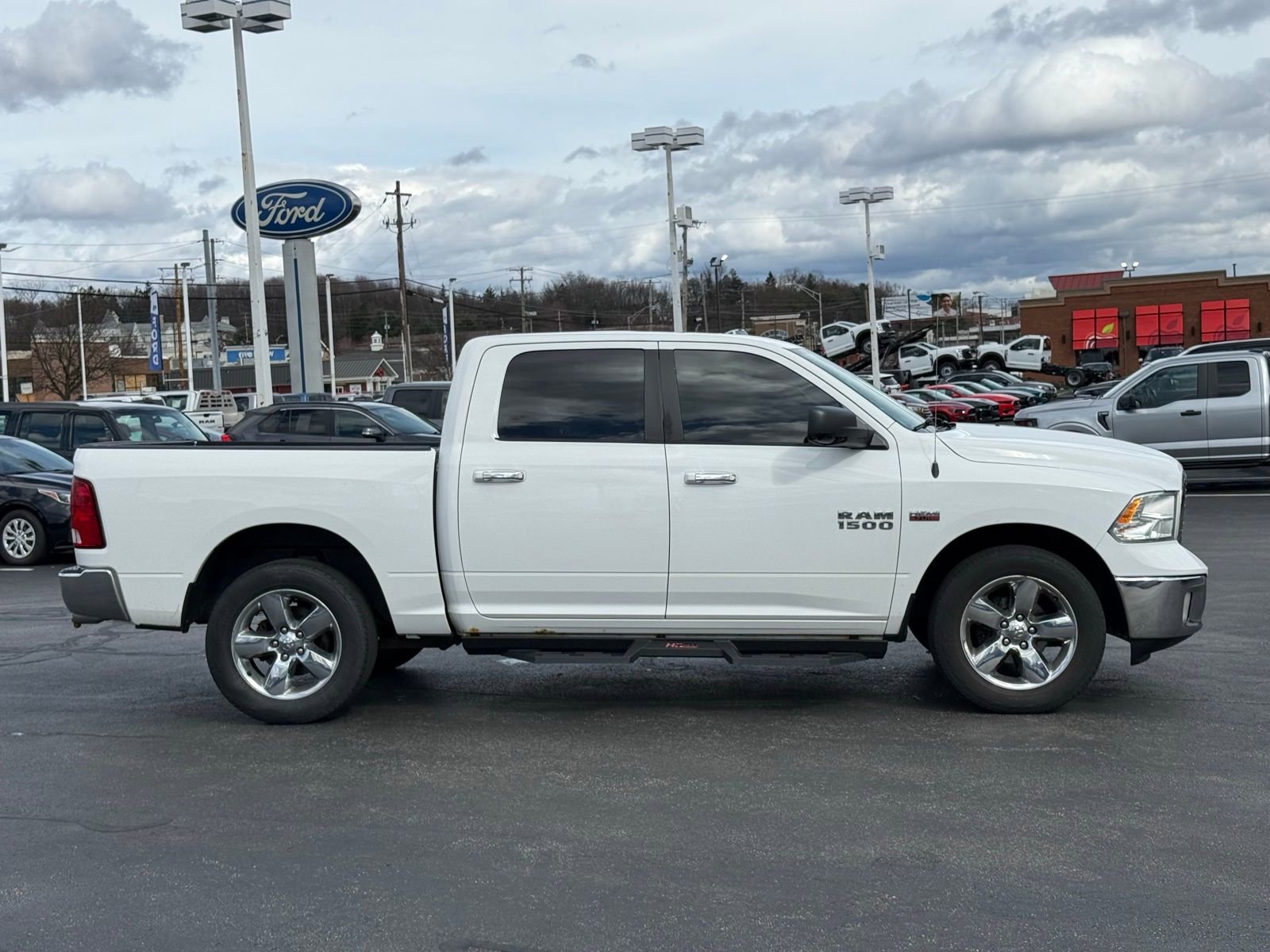 Used 2015 RAM 1500 Big Horn image 2