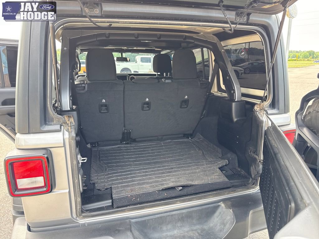 Used 2020 Jeep Wrangler Unlimited Sport image 31