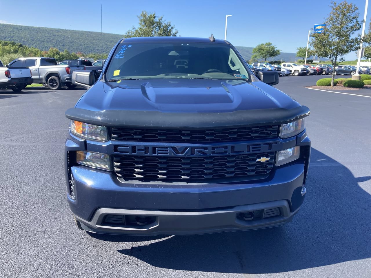 Used 2021 Chevrolet Silverado 1500 Custom AWD/4WD image 2
