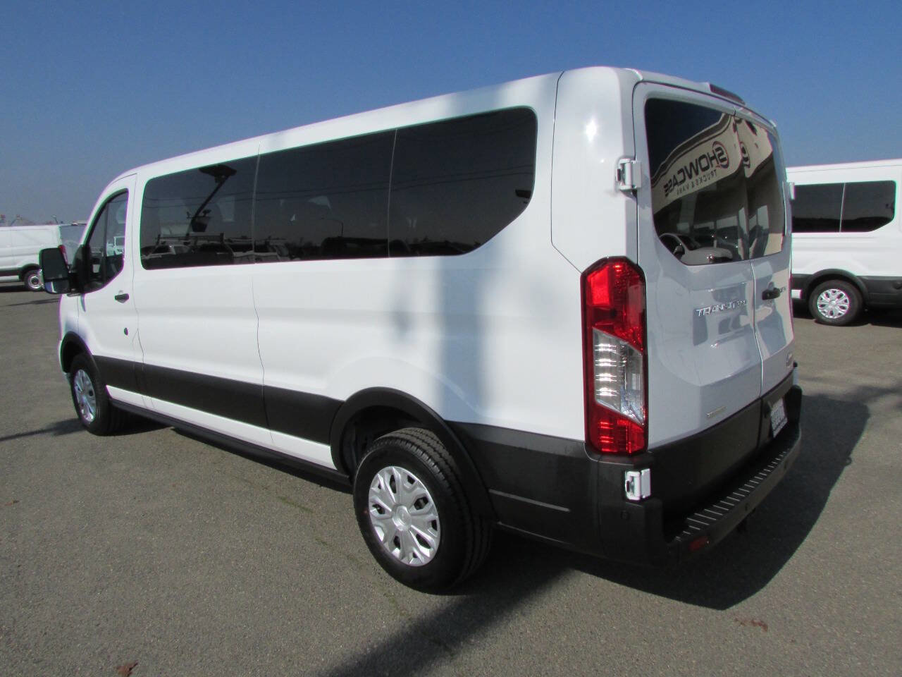 Used 2023 Ford Transit 350 XLT image 10