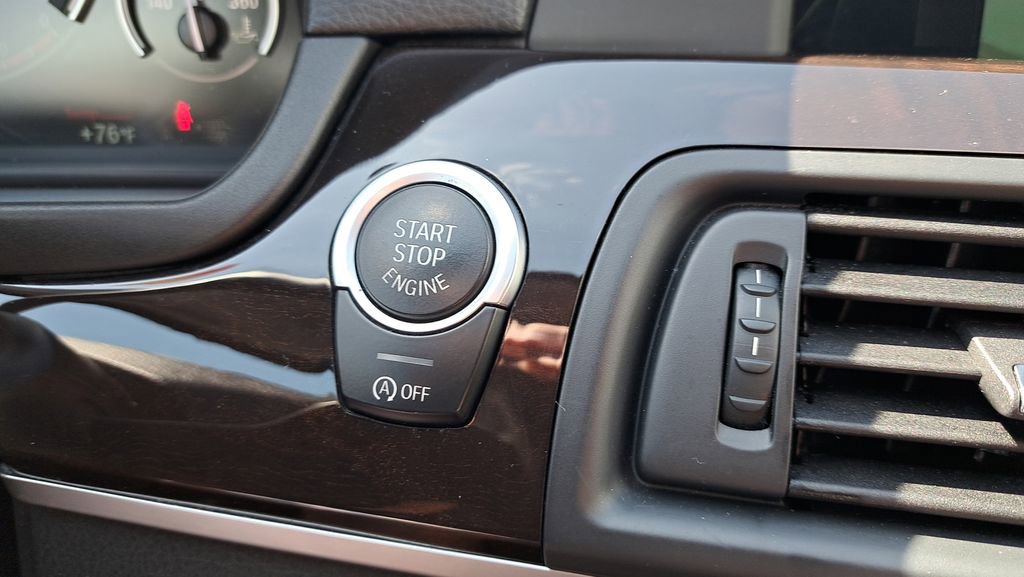 Used 2013 BMW 535i xDrive Sedan image 35