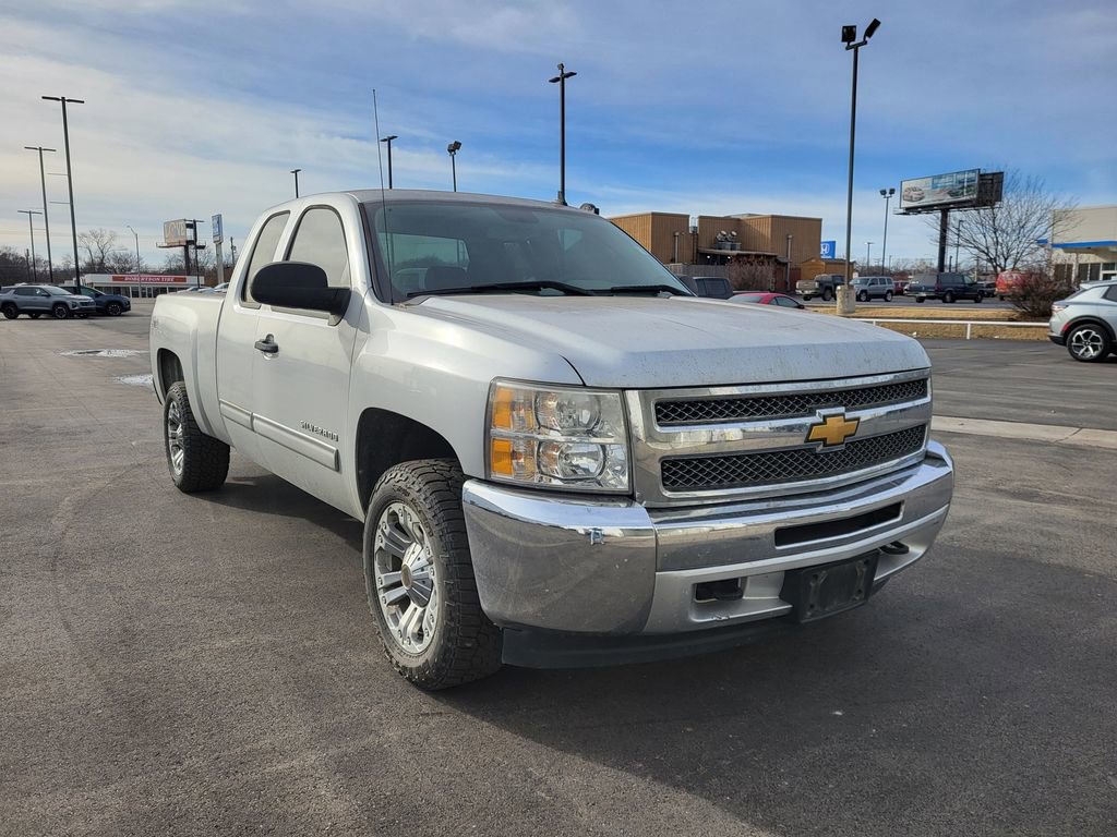 Used 2013 Chevrolet Silverado 1500 LS image 2