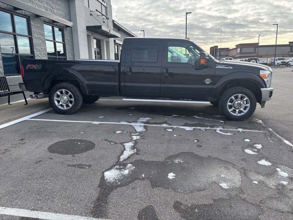 Used 2016 Ford F350 Lariat w/ Lariat Ultimate Package image 3