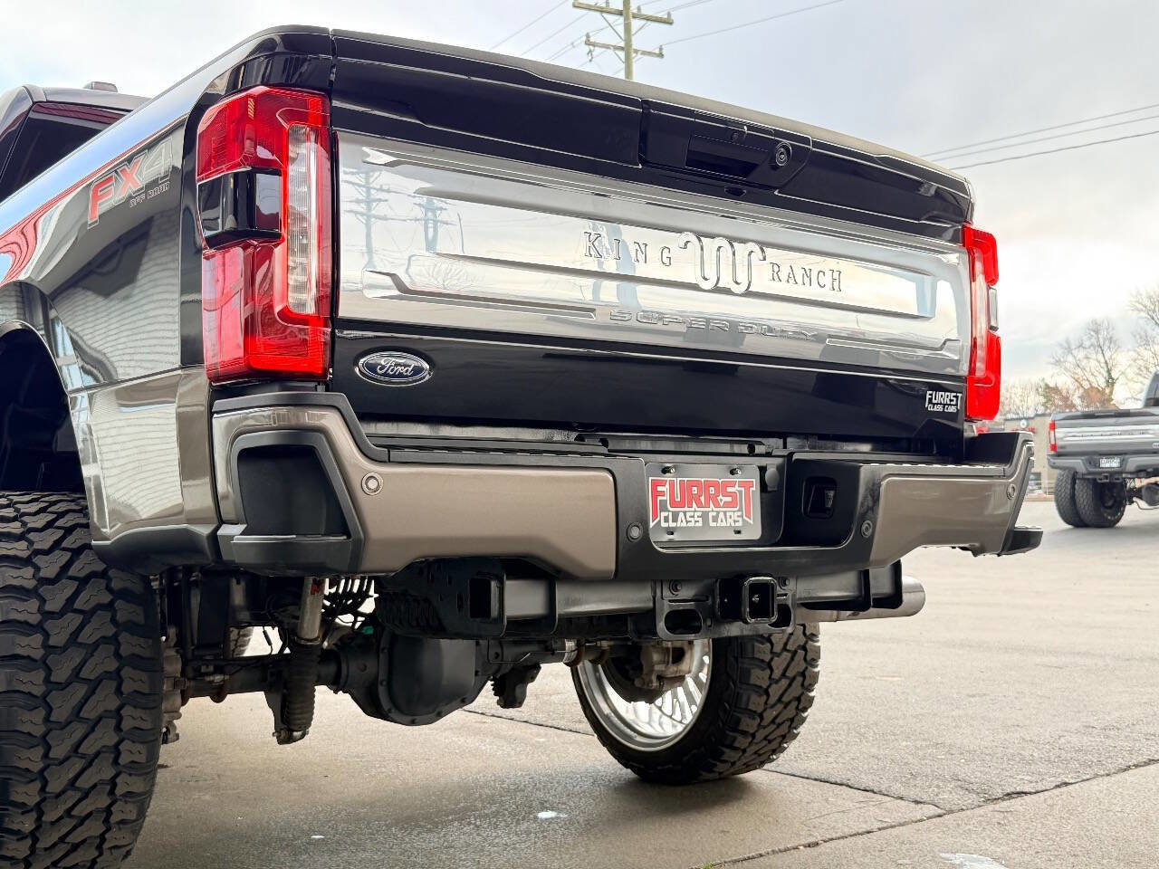 Used 2023 Ford F250 King Ranch w/ FX4 Off-Road Package image 8