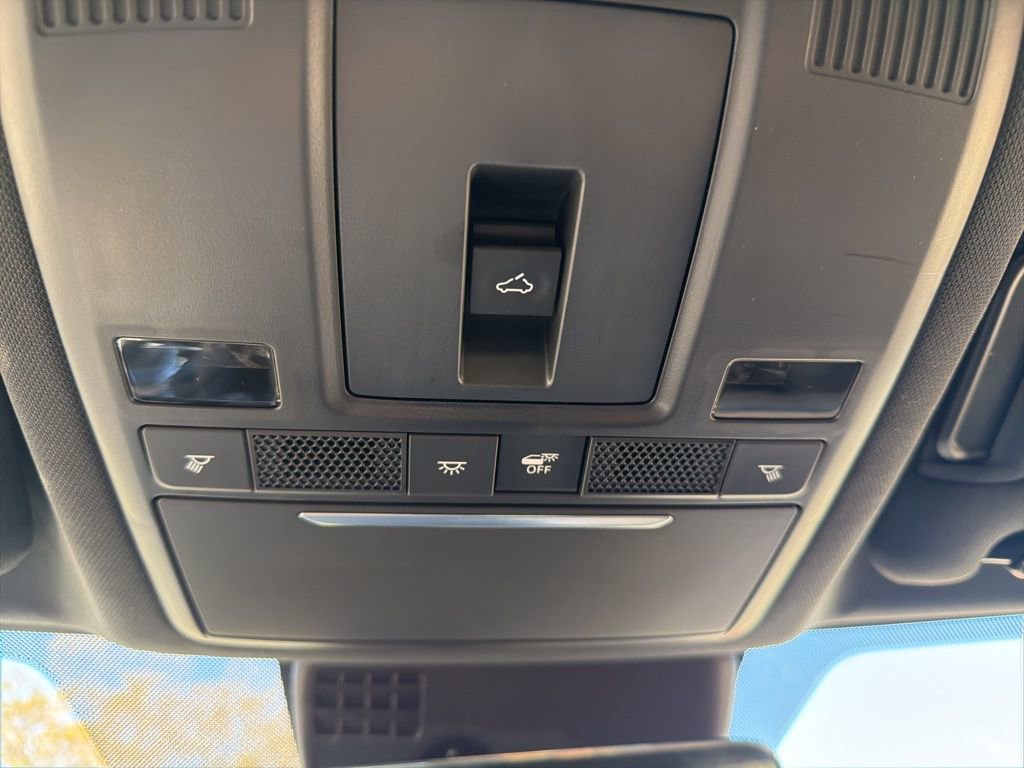 Used 2025 MAZDA CX-5 Signature image 25