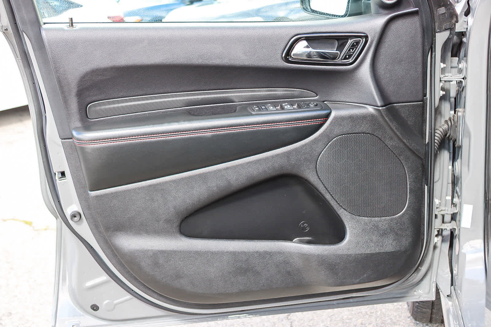 Used 2025 Dodge Durango GT image 22