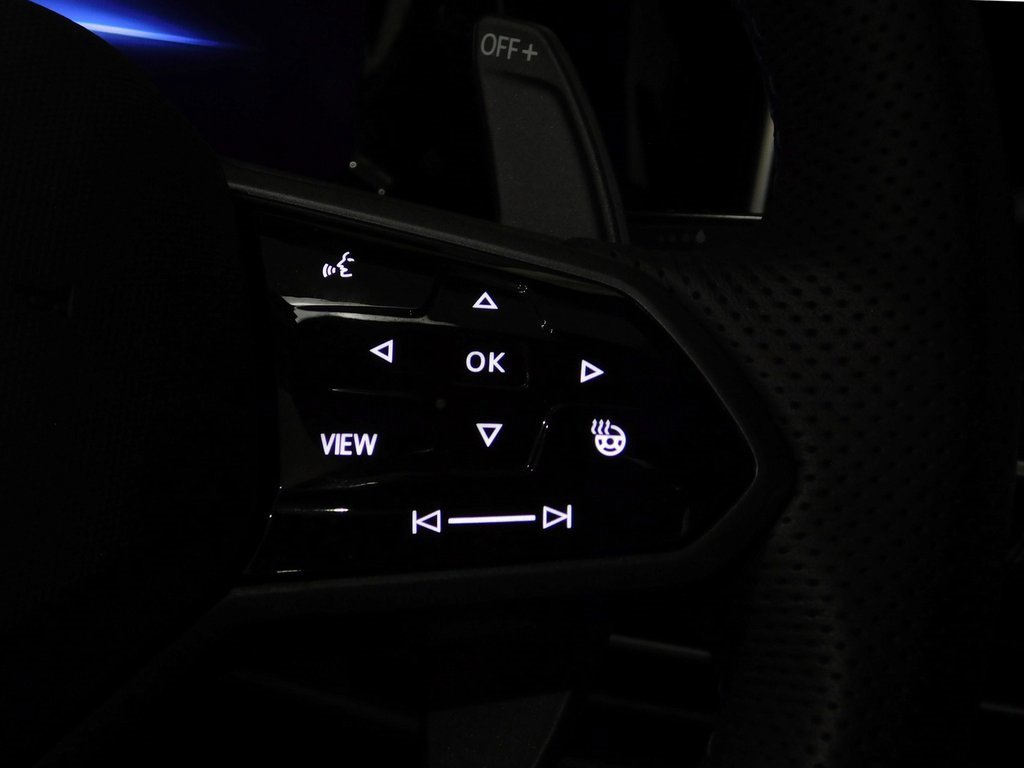 Used 2025 Volkswagen Golf image 46