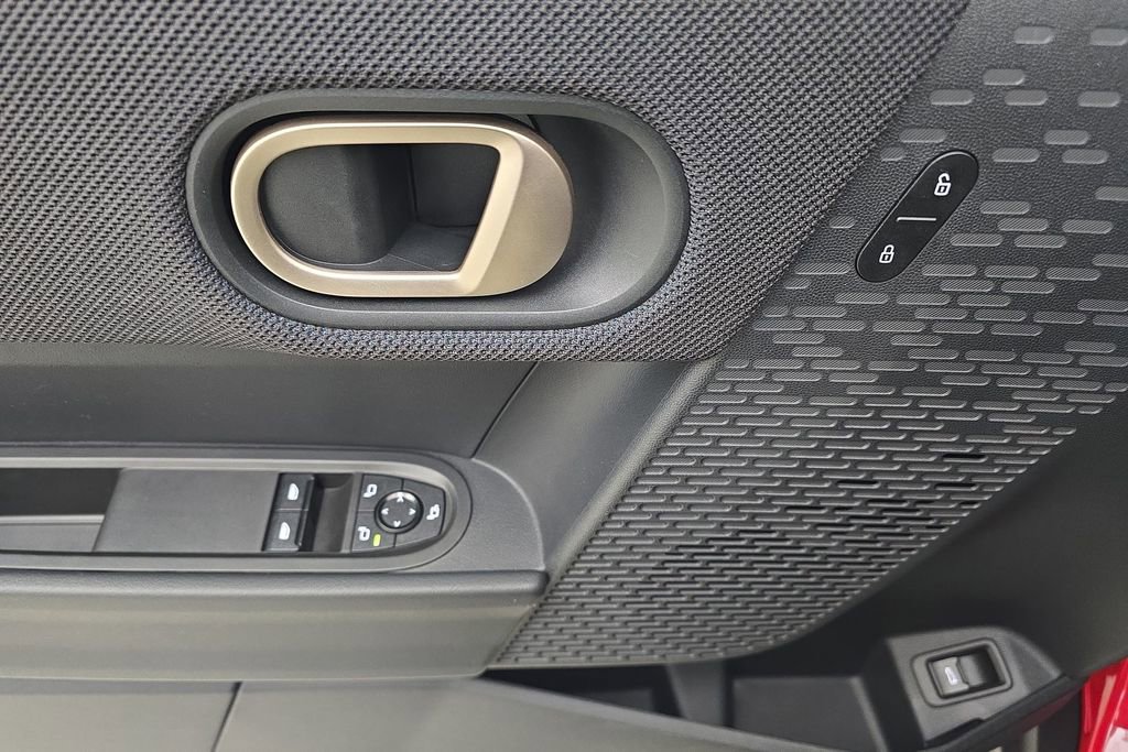 Certified 2025 MINI Cooper 2-Door Hardtop image 14