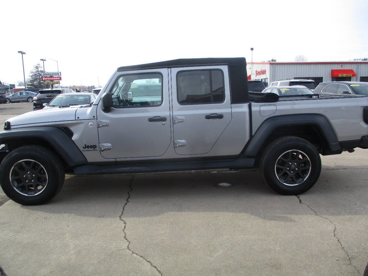 Used 2020 Jeep Gladiator Sport w/ Quick Order Package 24S image 3