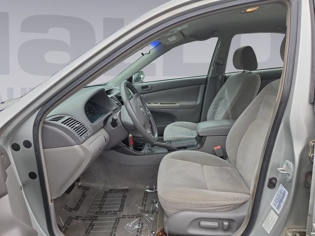 Used 2003 Toyota Camry XLE FWD image 10
