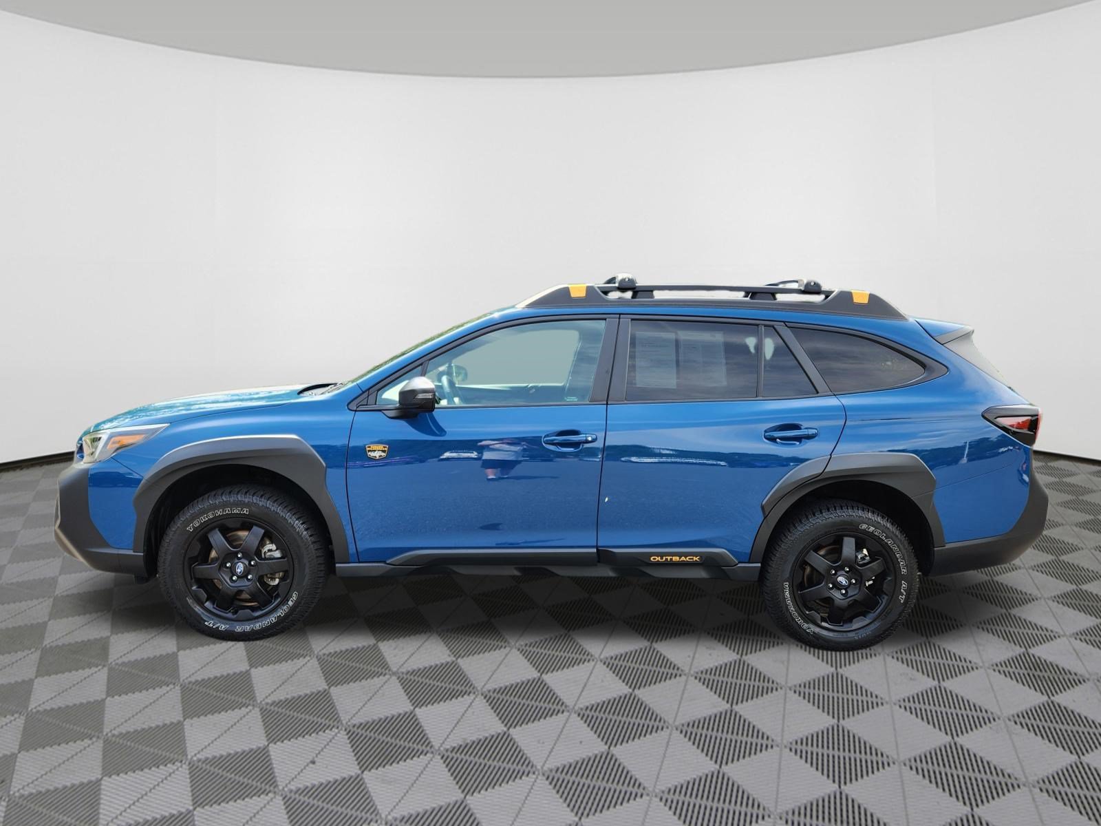 Certified 2025 Subaru Outback Wilderness AWD/4WD image 5