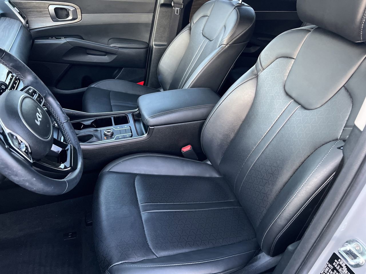 Used 2022 Kia Sorento S w/ Panoramic Sunroof Package image 22