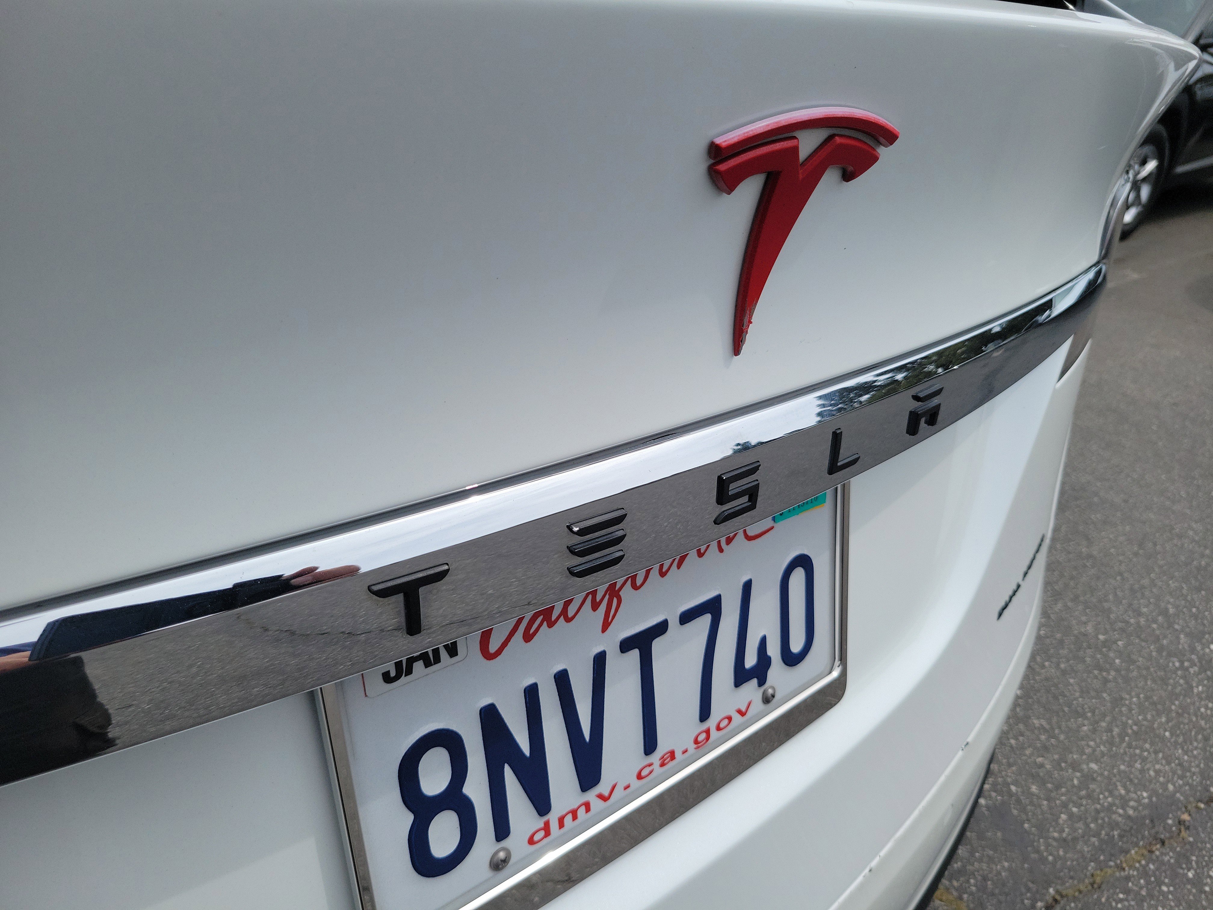 Used 2020 Tesla Model X image 25