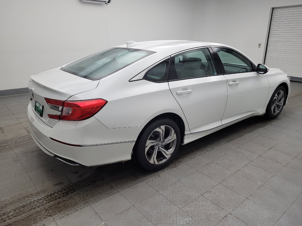 Used 2018 Honda Accord EX image 10