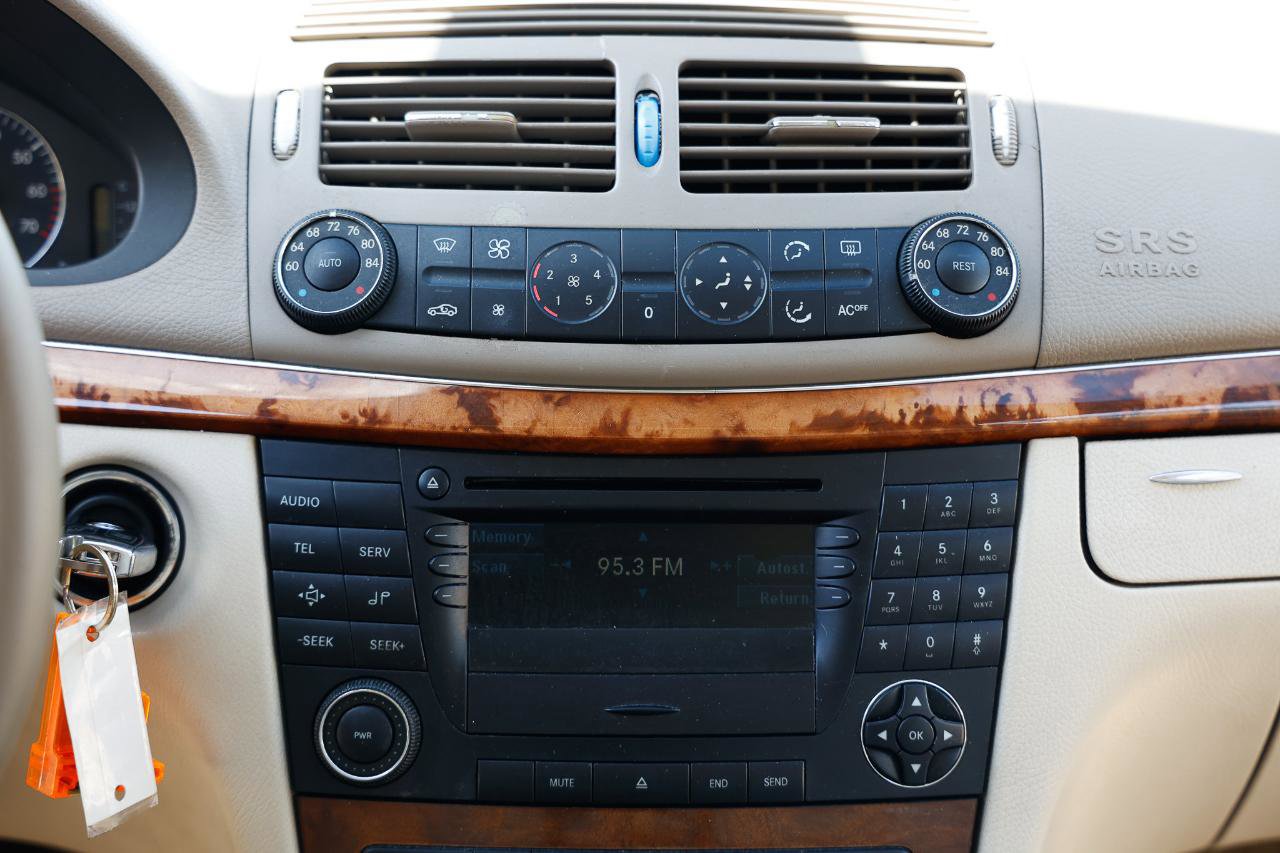 Used 2003 Mercedes-Benz E 320 Sedan w/ X2 Opt Pkg image 34