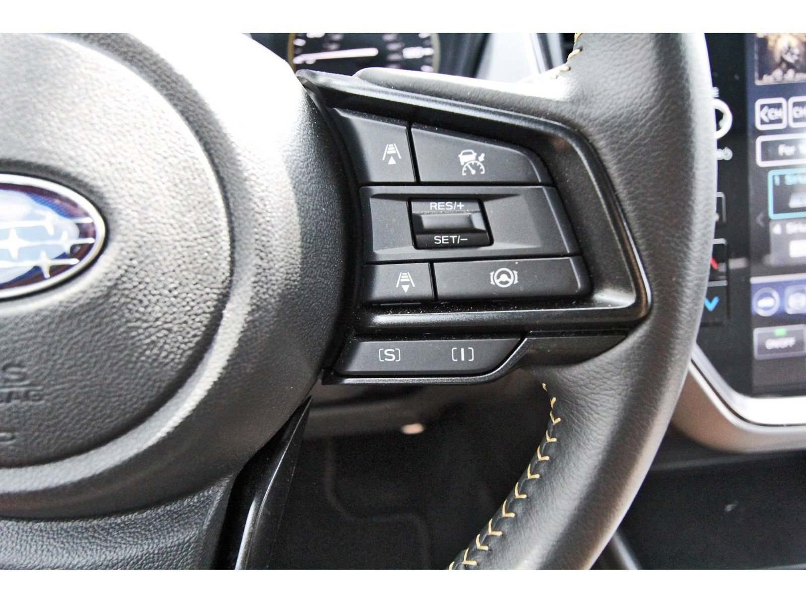 Used 2025 Subaru Crosstrek 2.5i Sport w/ Crosstrek Mirror Package AWD/4WD image 16
