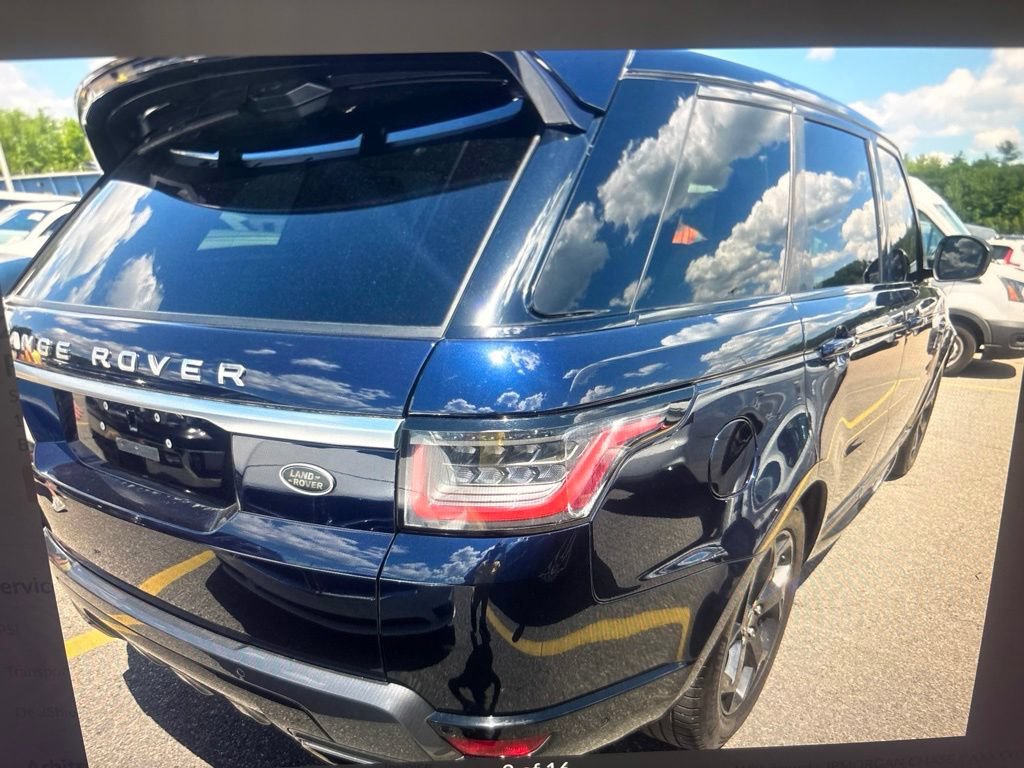 Used 2020 Land Rover Range Rover Sport HSE AWD/4WD image 3
