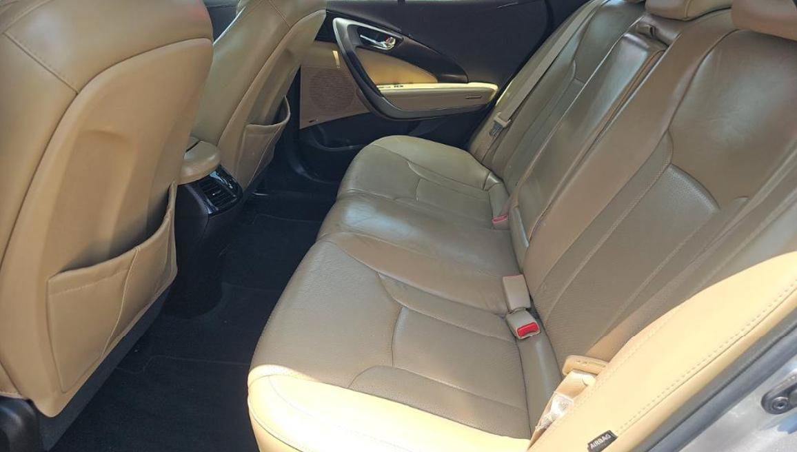 Used 2013 Hyundai Azera w/ Technology Pkg FWD image 15