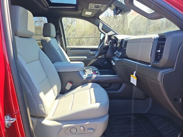 New 2026 GMC Sierra 2500 SLT w/ Max Trailering Package image 21