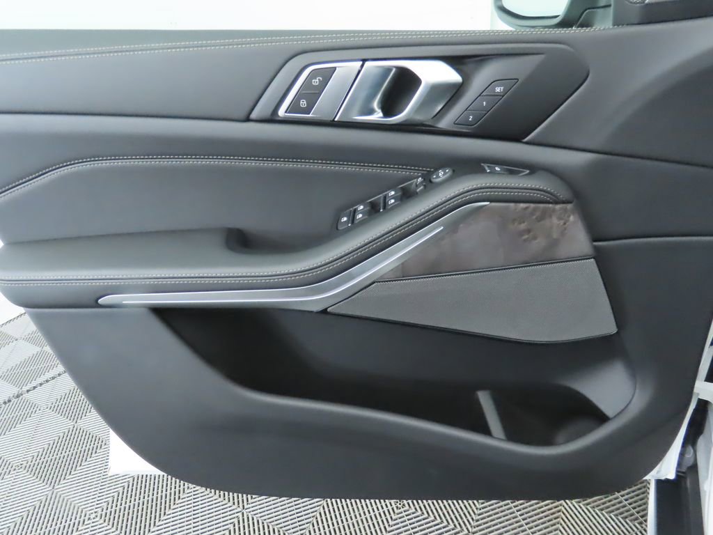 New 2026 BMW X5 xDrive40i w/ Premium Package image 25