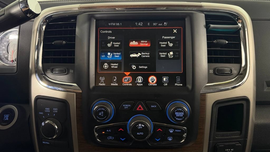 Used 2016 RAM 2500 Laramie w/ Convenience Group AWD/4WD image 20
