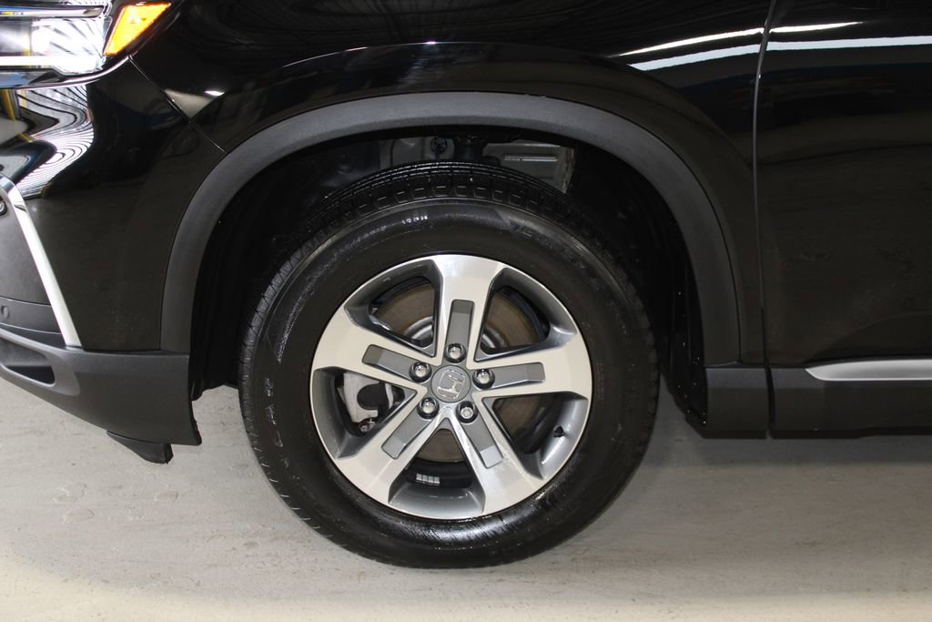 Used 2023 Honda Pilot EX-L image 6