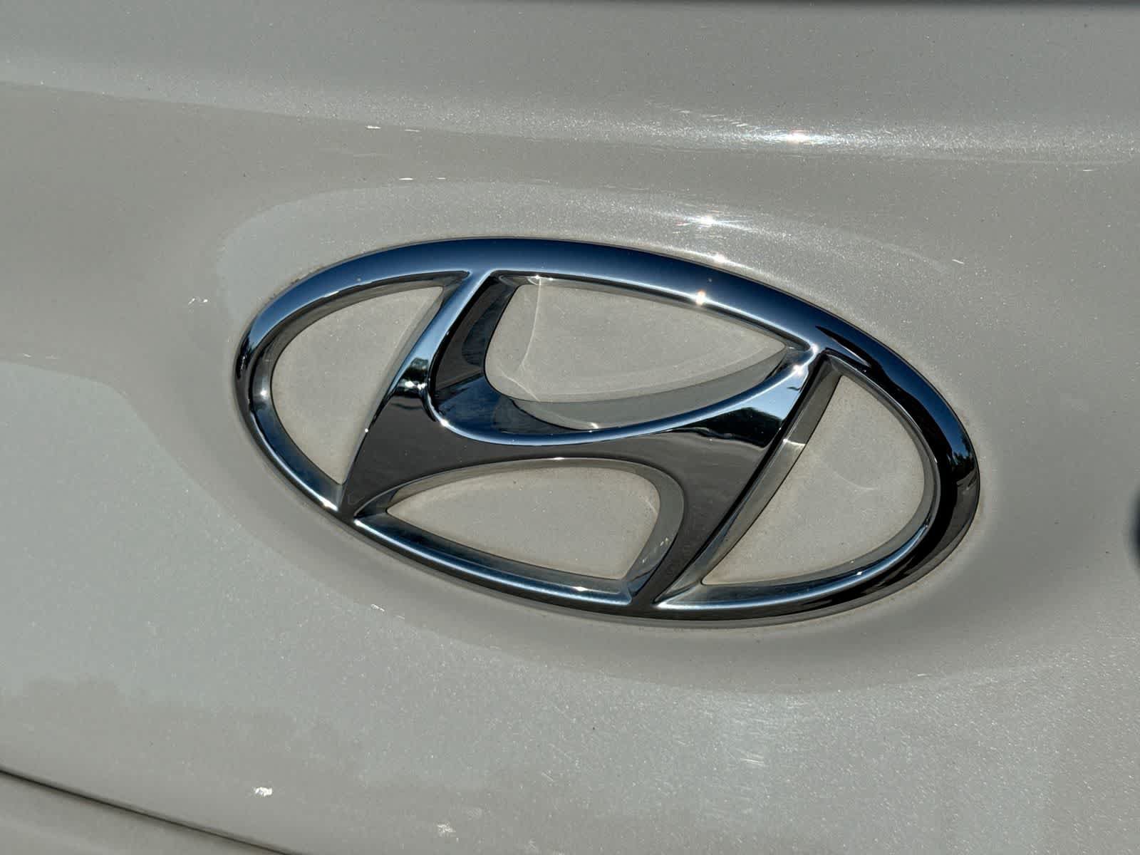 Used 2022 Hyundai Kona SEL FWD image 18