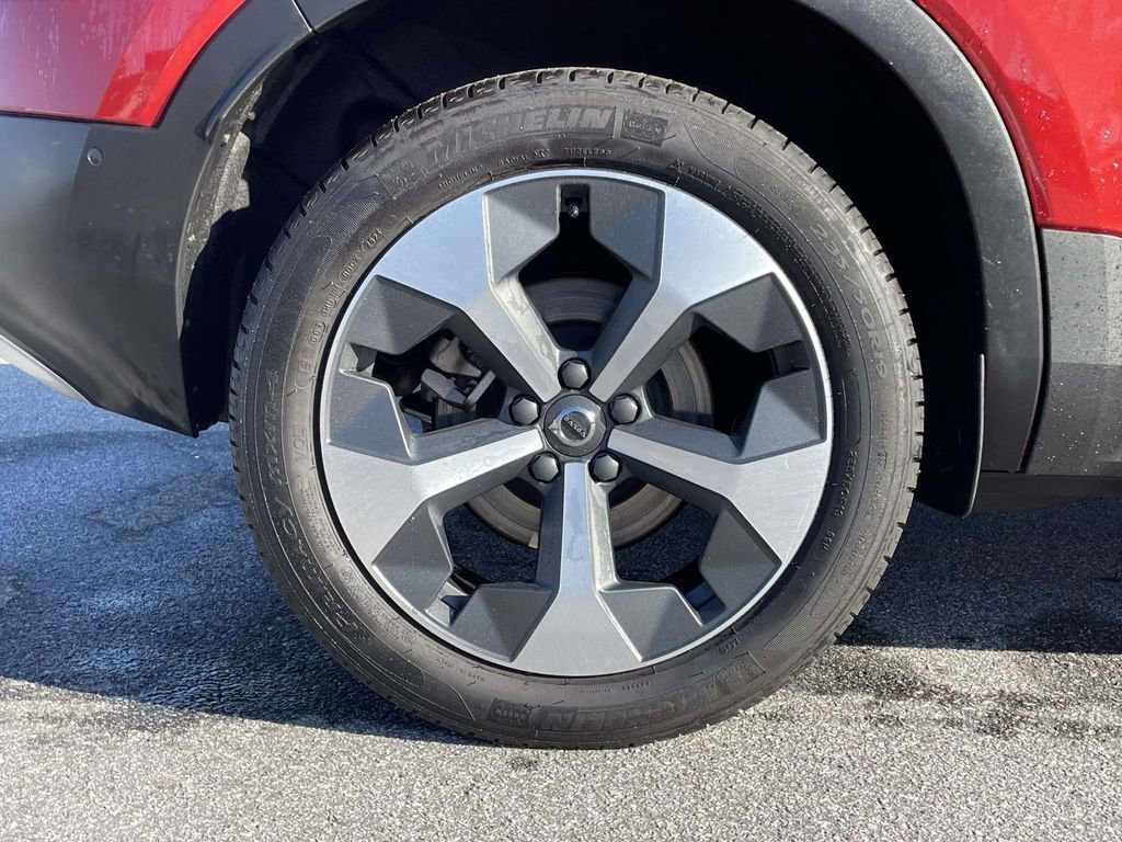 Used 2024 Volvo XC40 B5 Plus w/ Climate Package AWD/4WD image 31