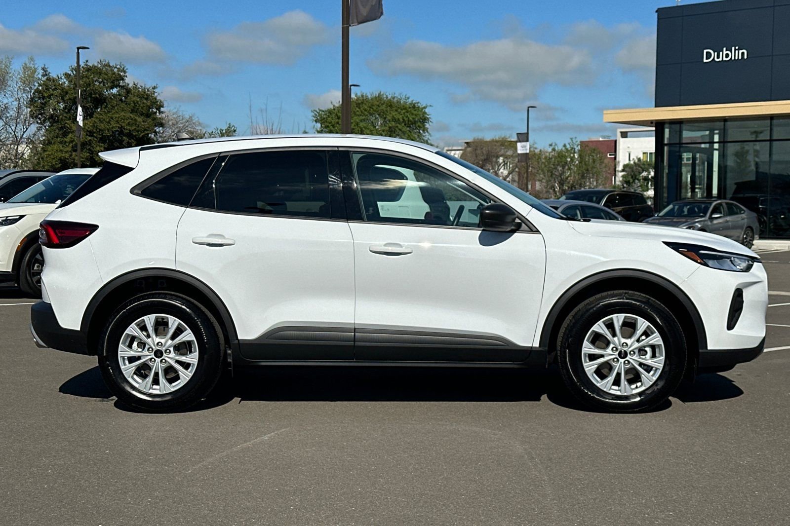 Used 2025 Ford Escape Active w/ Tech Pack #1 image 3