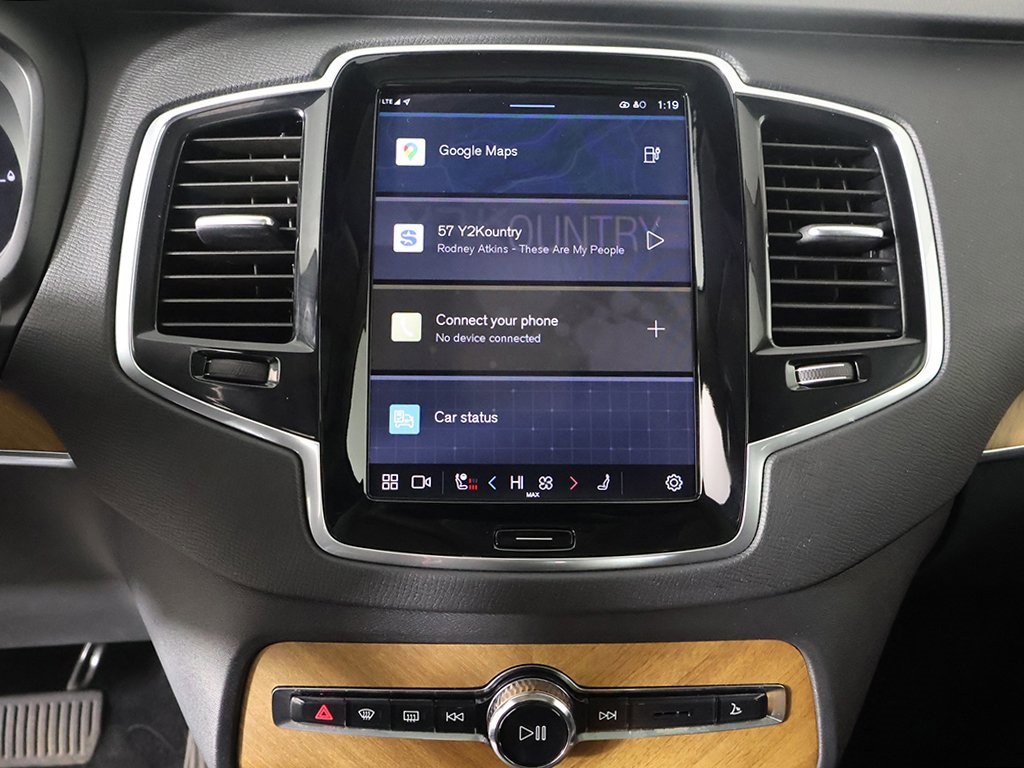 Used 2024 Volvo XC90 T8 Plus w/ Protection Package Premier image 47