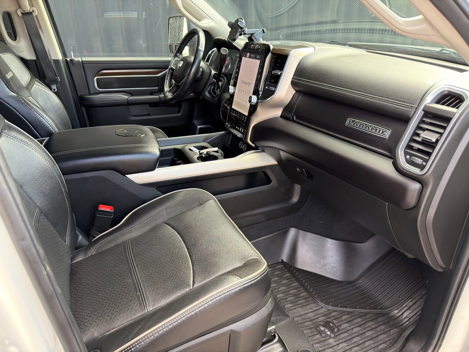 Used 2023 RAM 3500 Laramie AWD/4WD image 37