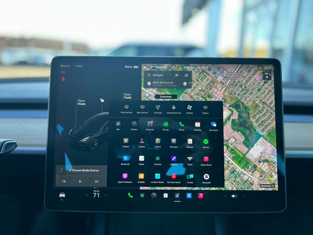 Used 2021 Tesla Model 3 Standard Range Plus image 23