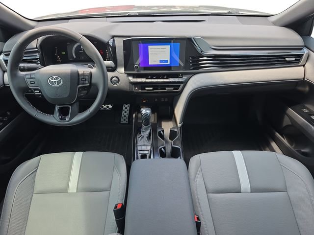 Used 2025 Toyota Camry SE w/ Convenience Package FWD image 9
