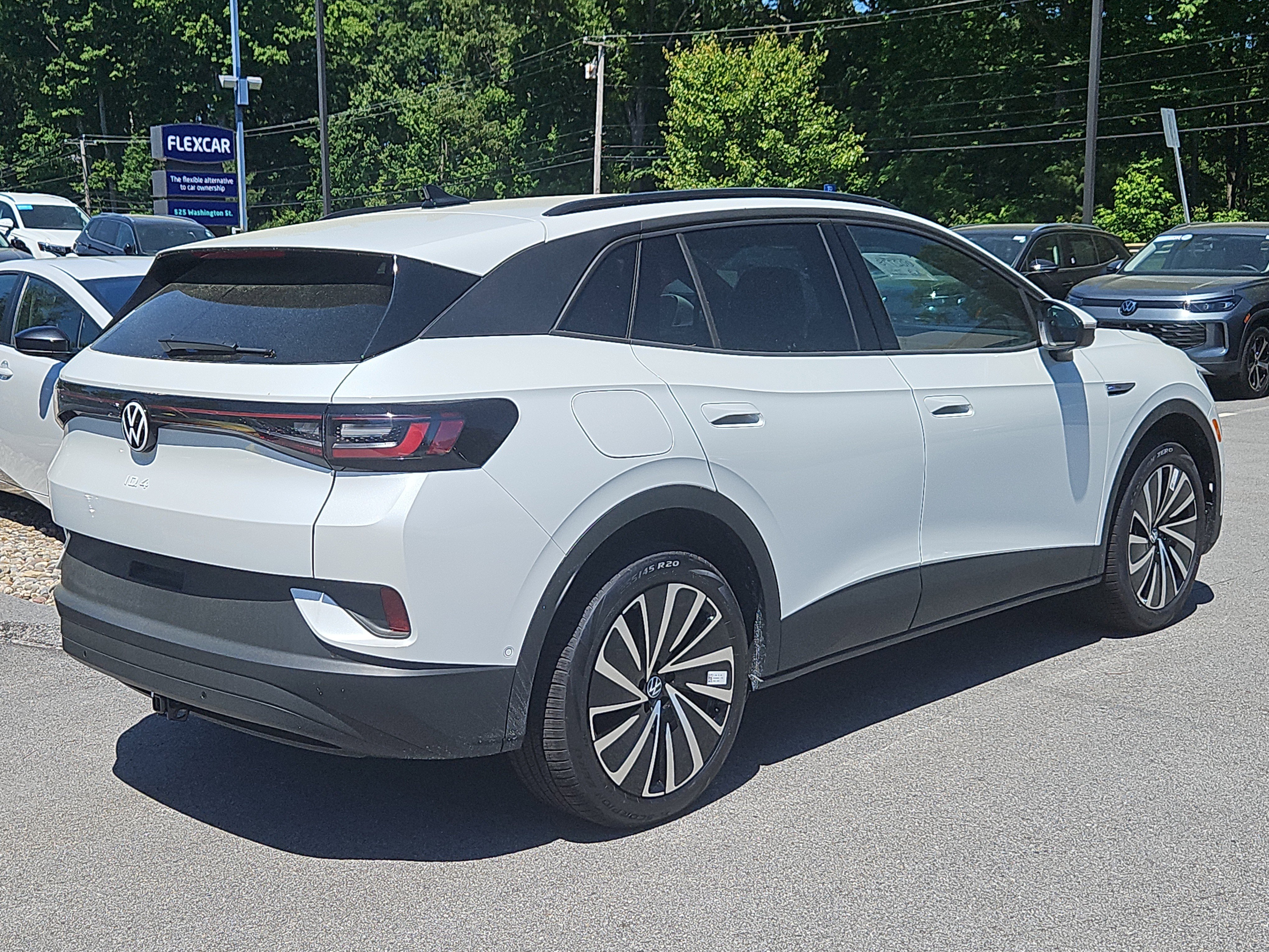 New 2026 Volkswagen ID.4 Pro AWD/4WD image 2
