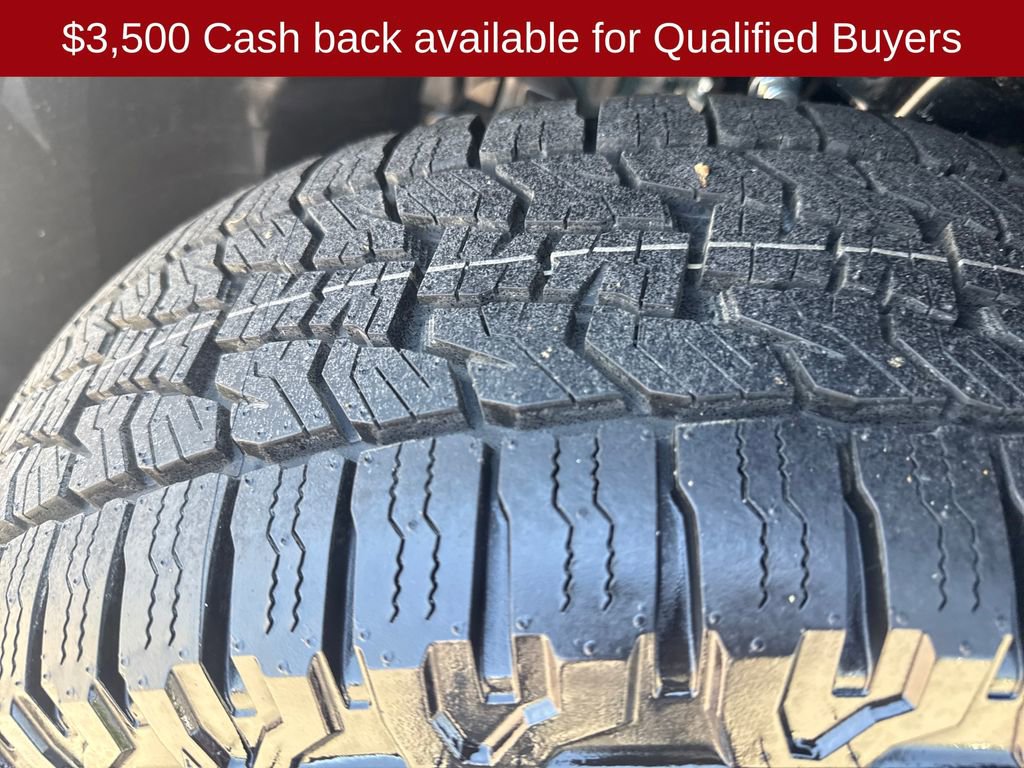 New 2026 Nissan Rogue SV AWD/4WD image 30